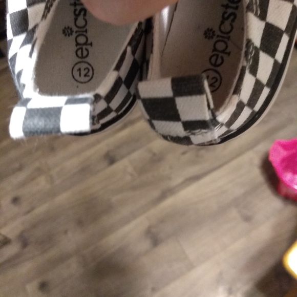 Girls Shoes Sizes 12/13 and 1! Great condition! - Picture 8 of 14